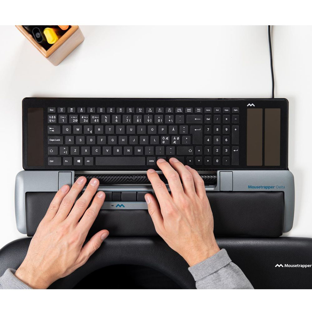 Mousetrapper Delta Rollerbar Mouse - Front