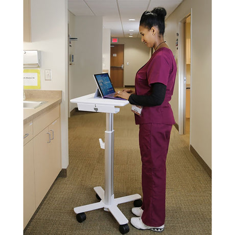  SV10 - Microsoft Surface - Sitting While Working